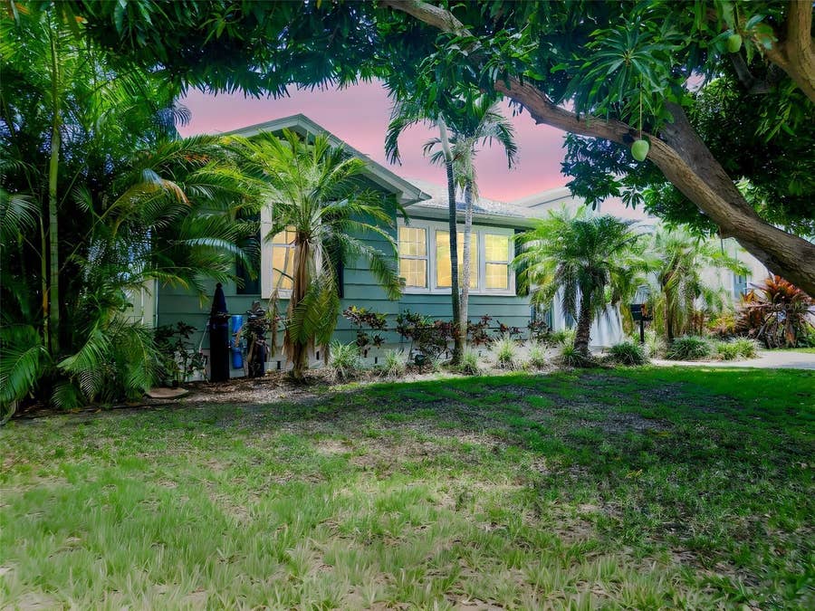 Property photo for 182 29TH AVENUE N, St Petersburg, FL