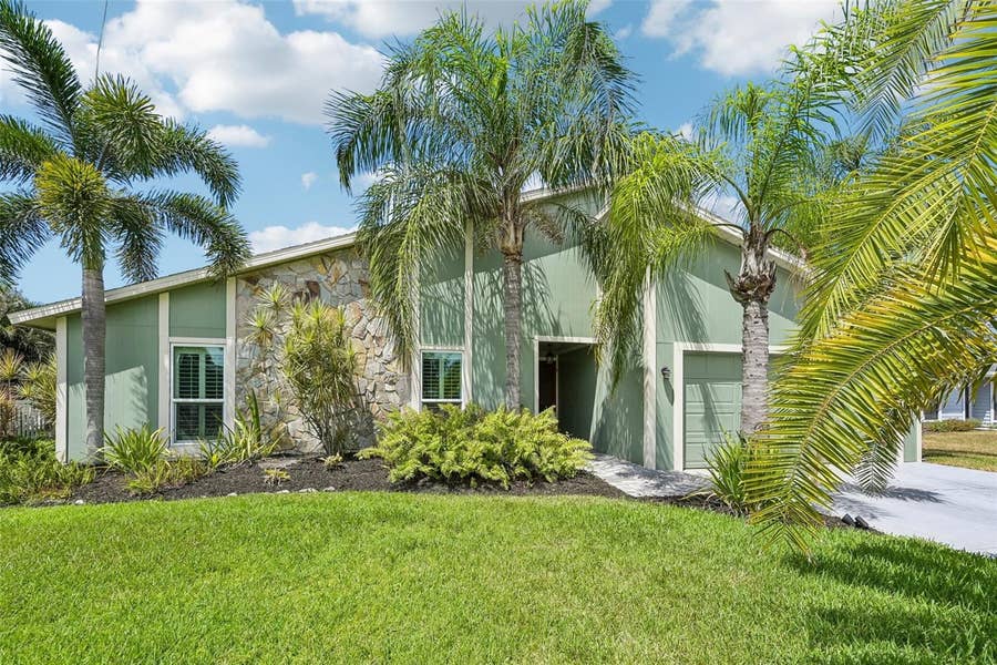Property photo for 4712 GLENBROOKE DRIVE, Sarasota, FL