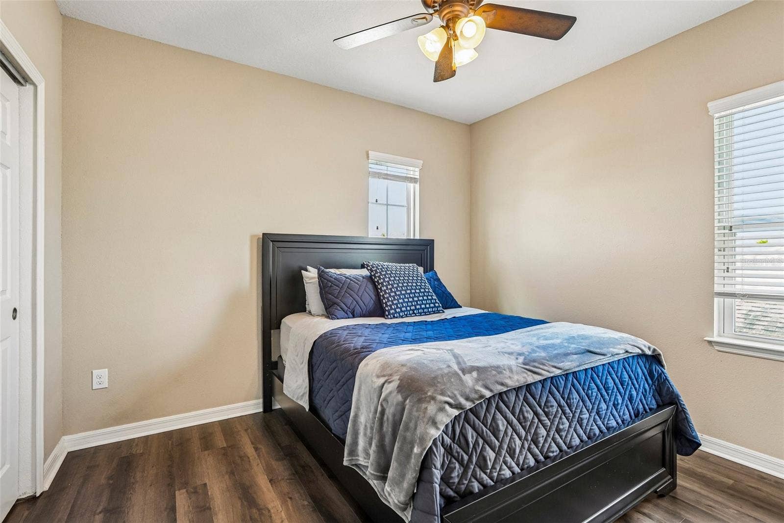 17628 BRIGHT WHEAT DRIVE, Lithia, FL 33547 Bedroom 2 with laminate new laminate flooring, large closet and access to jack and jill bathroom