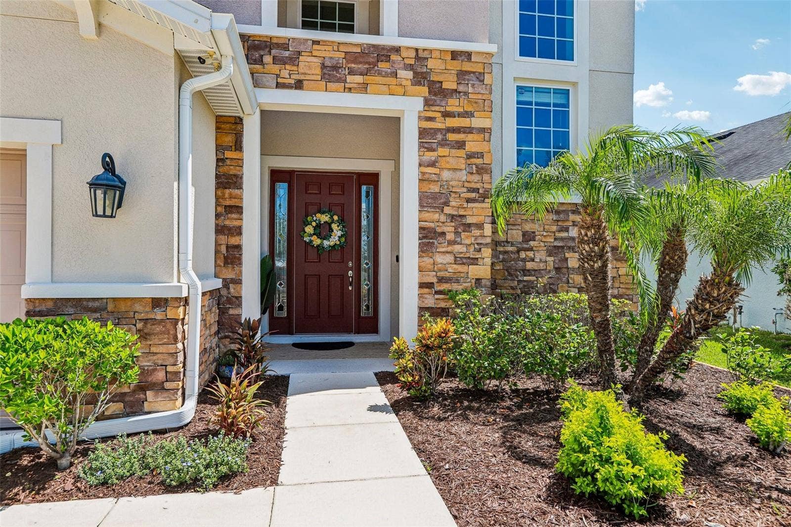 17628 BRIGHT WHEAT DRIVE, Lithia, FL 33547 Front Entry