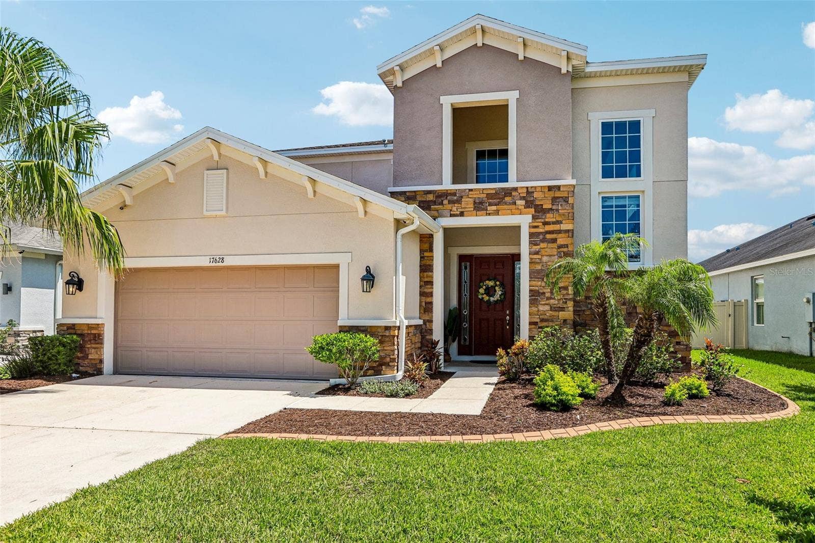 17628 BRIGHT WHEAT DRIVE, Lithia, FL 33547 Front of home