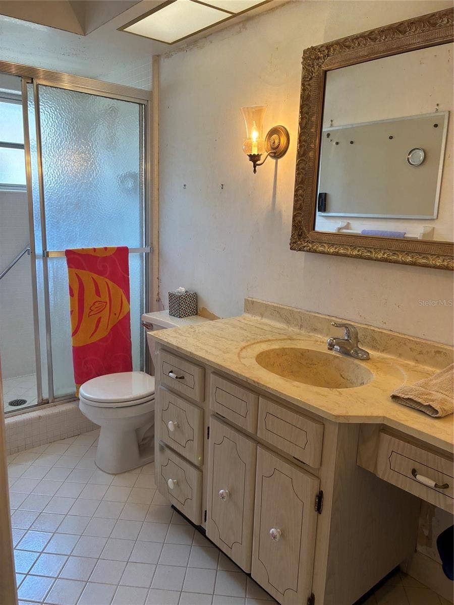 1657 S LAKE AVENUE, #1, Clearwater, FL 33756 1657 S LAKE AVENUE, #1, Clearwater, FL 33756