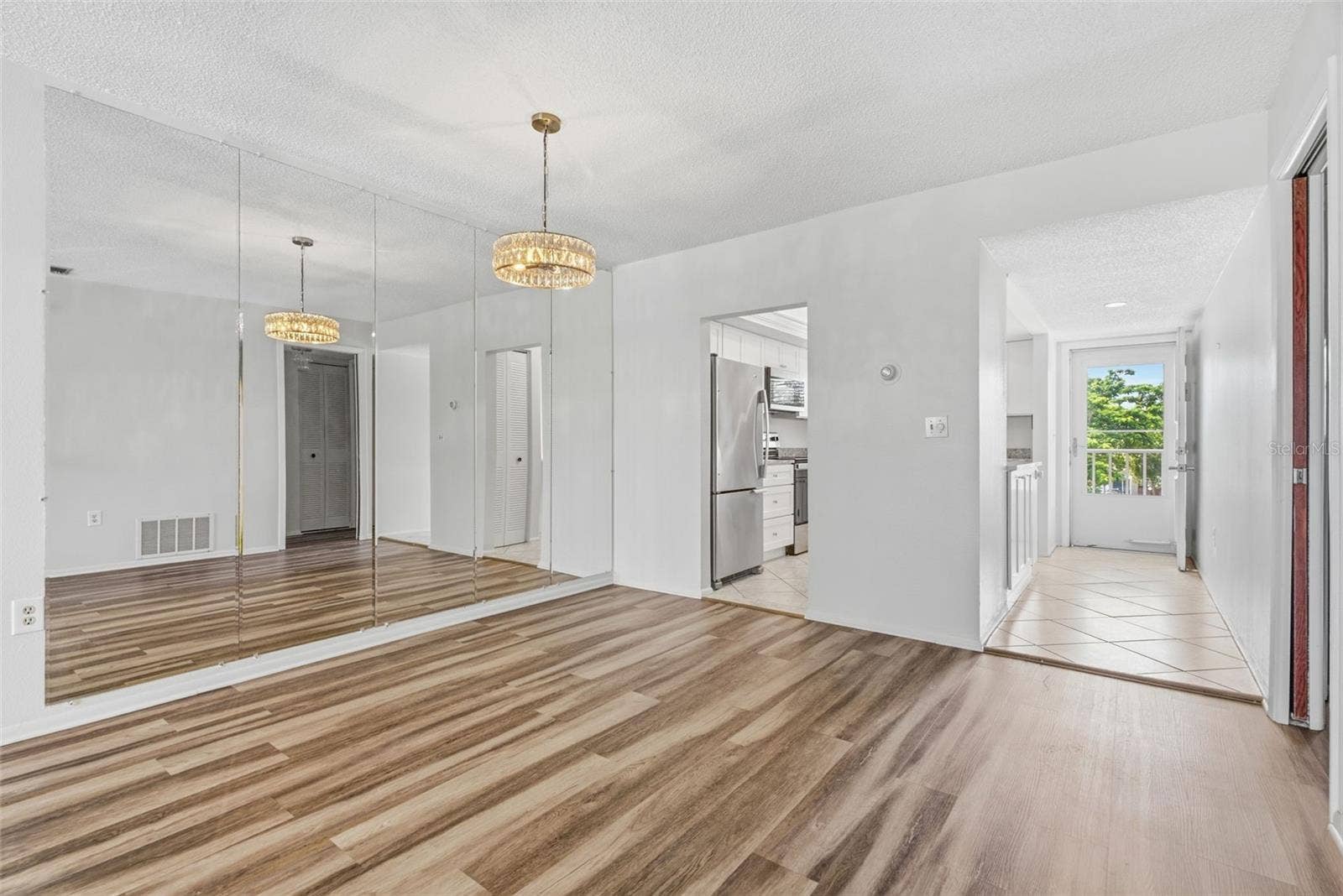3981 MACEACHEN BOULEVARD, #330, Sarasota, FL 34233 3981 MACEACHEN BOULEVARD, #330, Sarasota, FL 34233