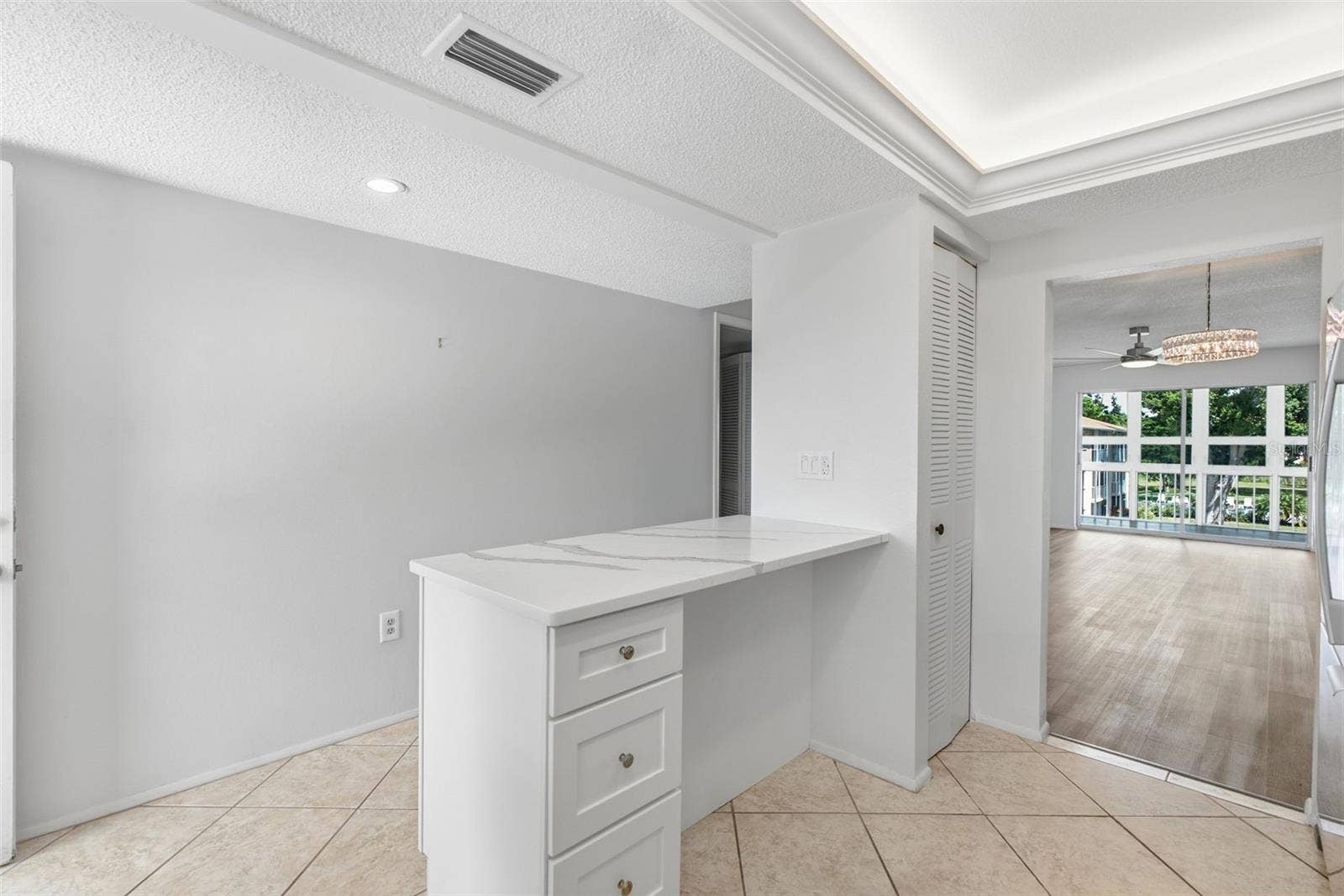 3981 MACEACHEN BOULEVARD, #330, Sarasota, FL 34233 3981 MACEACHEN BOULEVARD, #330, Sarasota, FL 34233