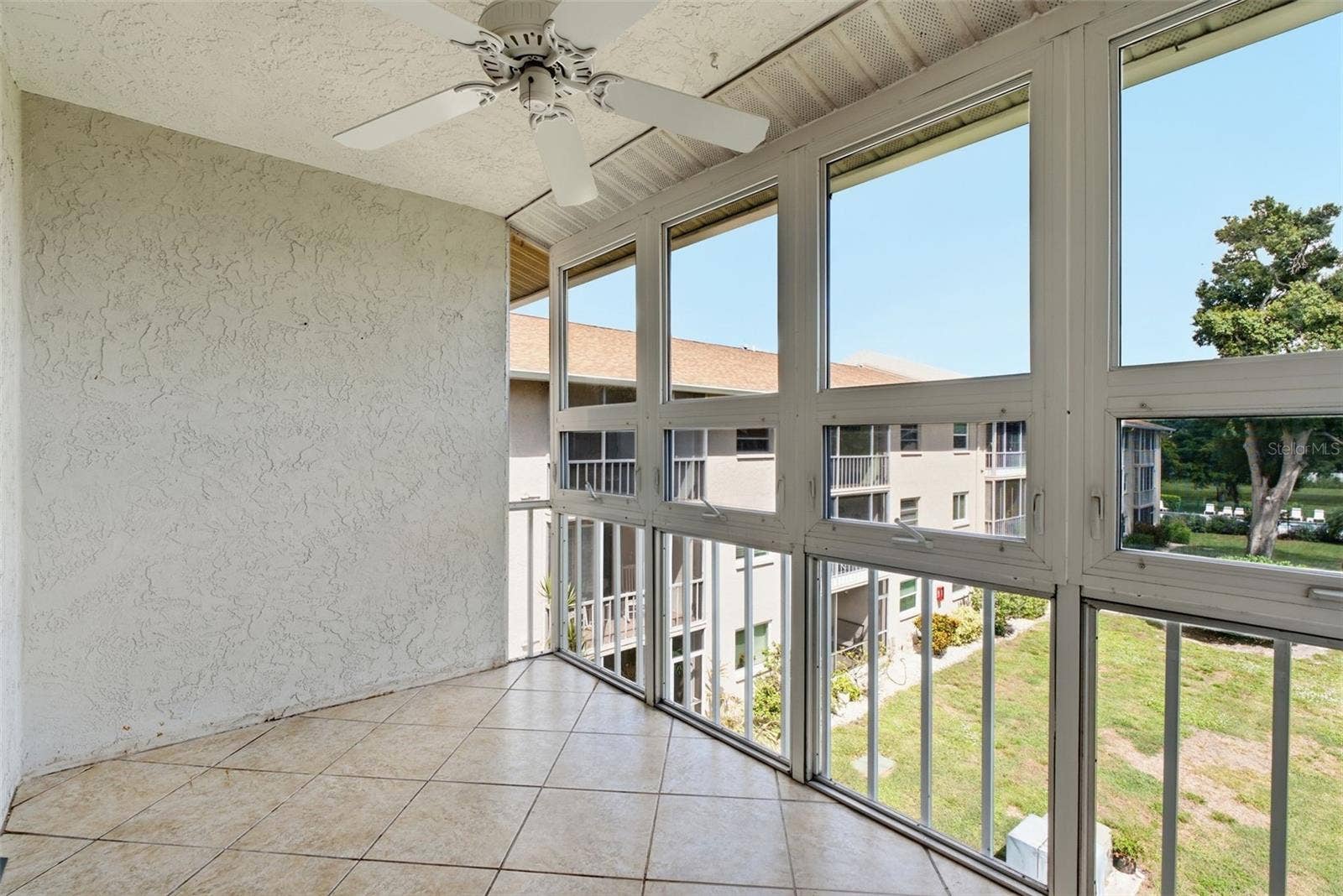 3981 MACEACHEN BOULEVARD, #330, Sarasota, FL 34233 3981 MACEACHEN BOULEVARD, #330, Sarasota, FL 34233