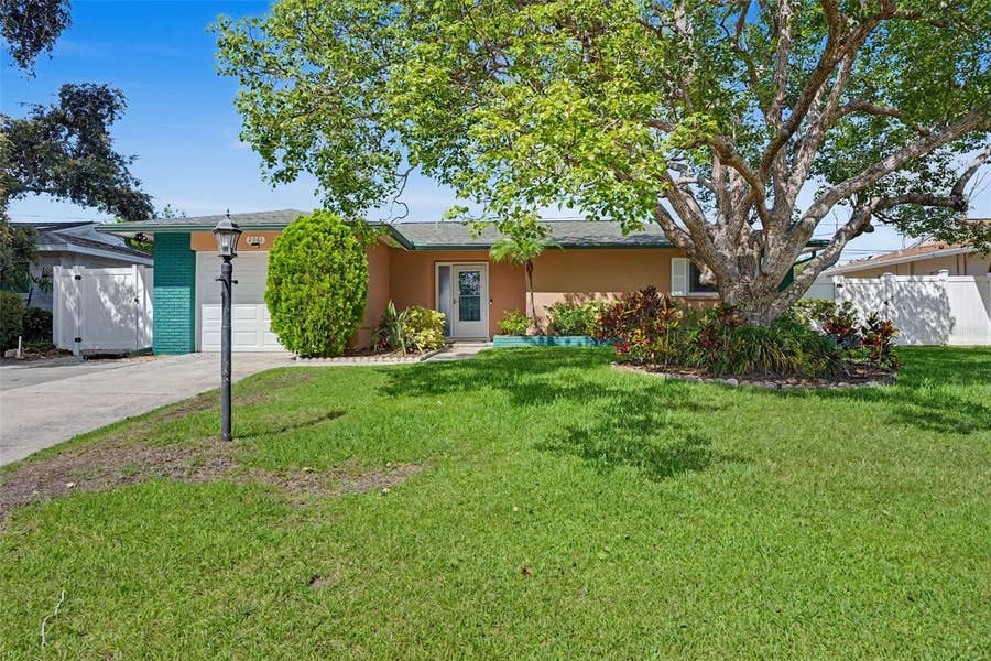 Property photo for 2061 FAIR OAK DRIVE, Clearwater, FL