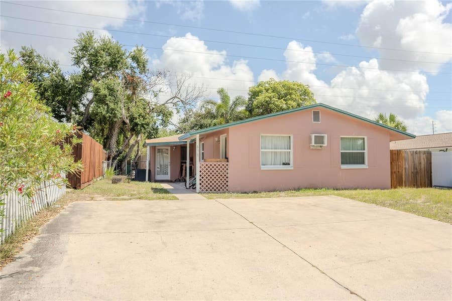 Property photo for 638 DOGWOOD COURT, Dunedin, FL