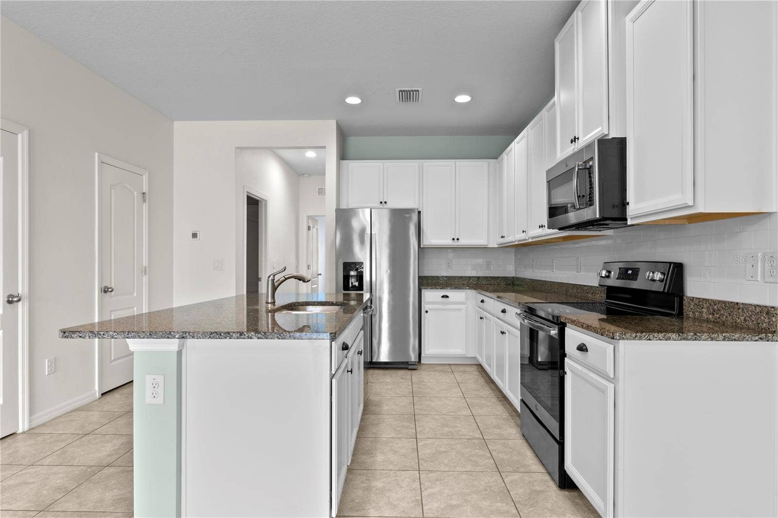 10631 HERON HIDEAWAY LOOP, Land O Lakes, FL 34638