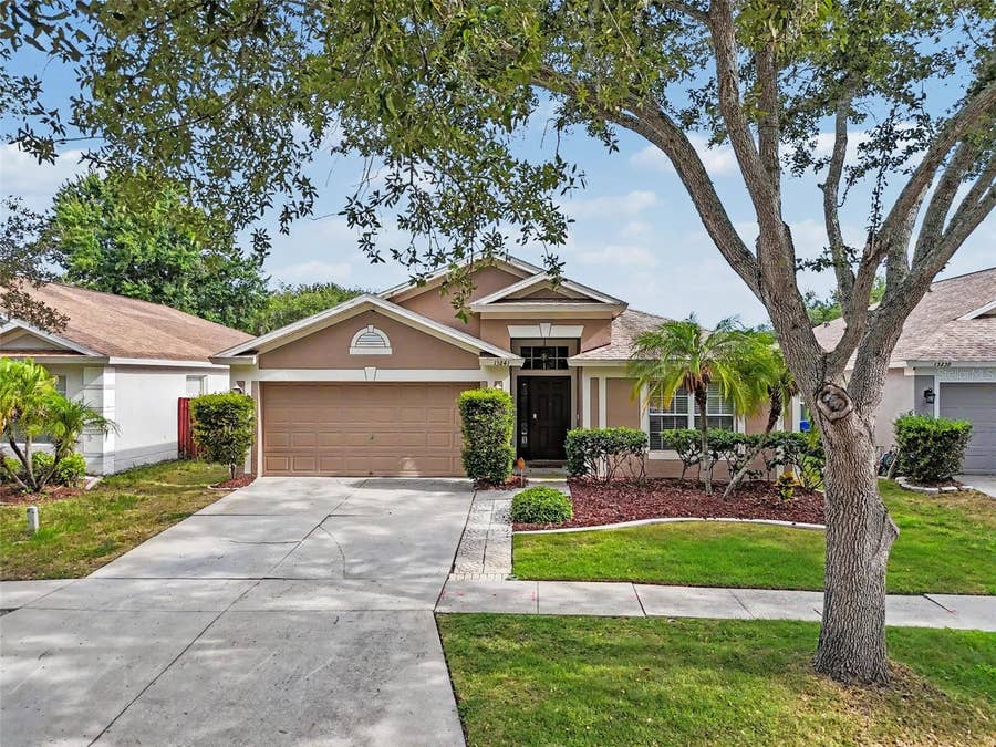Property photo for 13241 EARLY RUN LANE, Riverview, FL