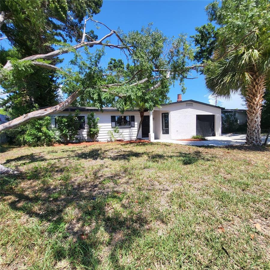 Property photo for 5107 CRESTHILL DRIVE, Tampa, FL