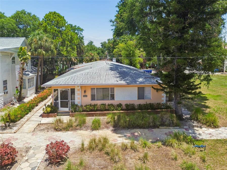 Property photo for 247 6TH AVENUE N, St Petersburg, FL