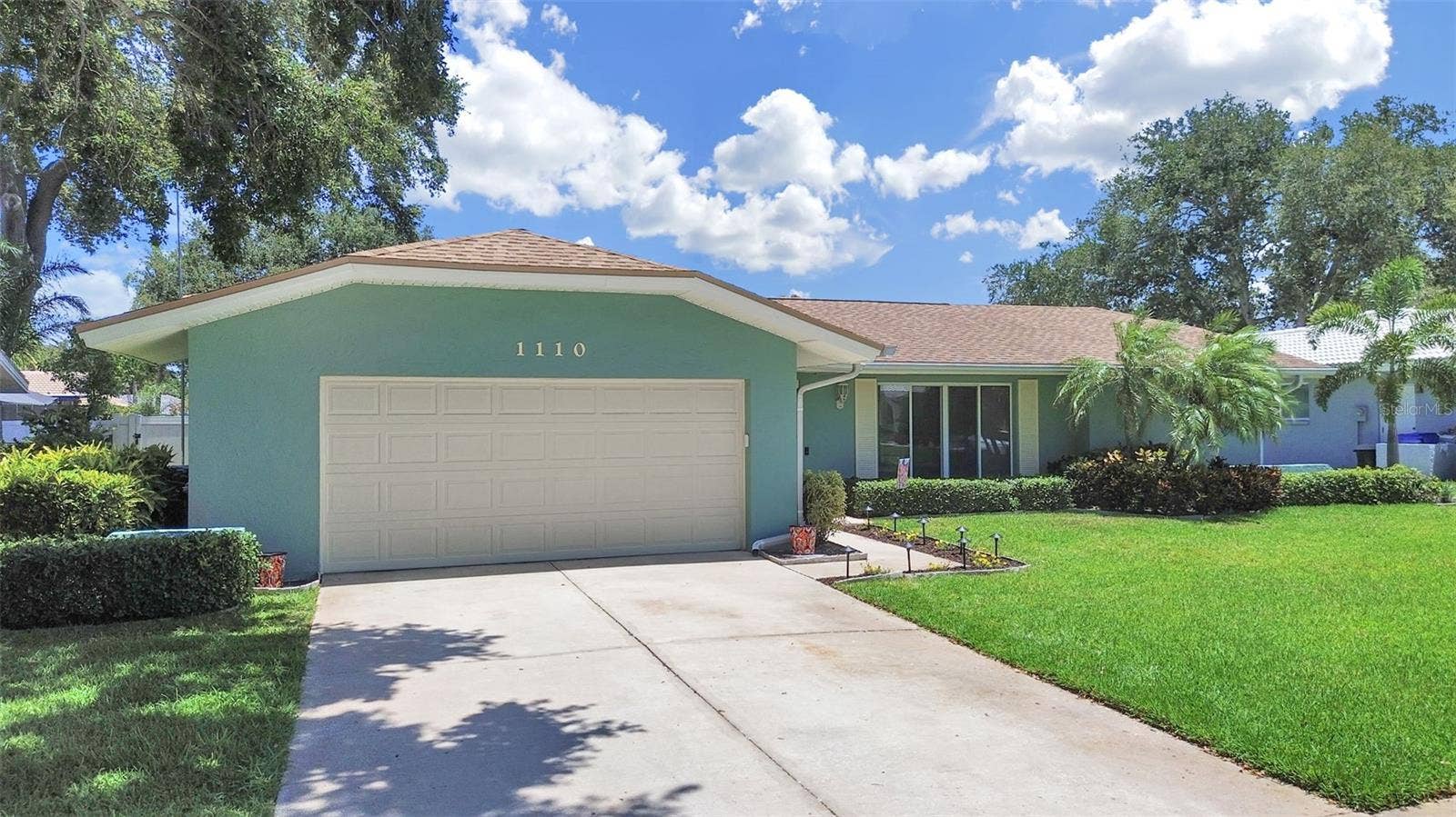 1110 MCLEAN STREET, Dunedin, FL 34698 1110 MCLEAN STREET, Dunedin, FL 34698