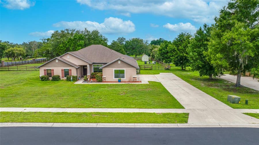 Property photo for 14311 HILL COUNTRY LANE, Dade City, FL