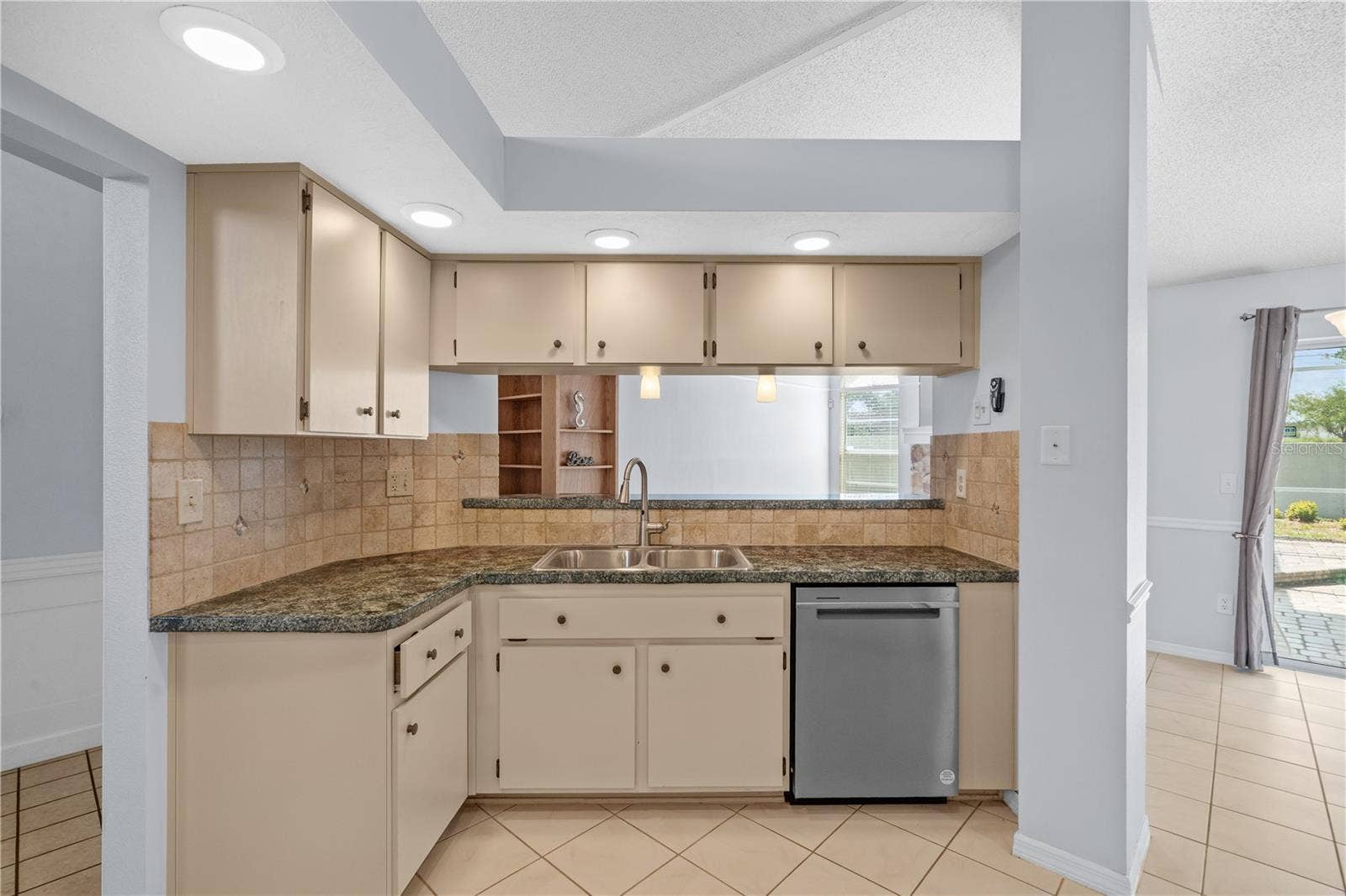 1174 MUSCOVY DRIVE, Spring Hill, FL 34608 1174 MUSCOVY DRIVE, Spring Hill, FL 34608