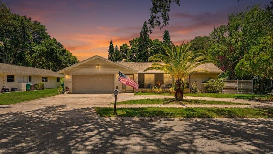 Property photo for 165 WOODCUTTER LANE, Palm Harbor, FL