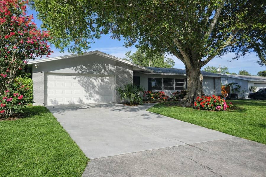 Property photo for 1329 FAIRFIELD DRIVE, Clearwater, FL