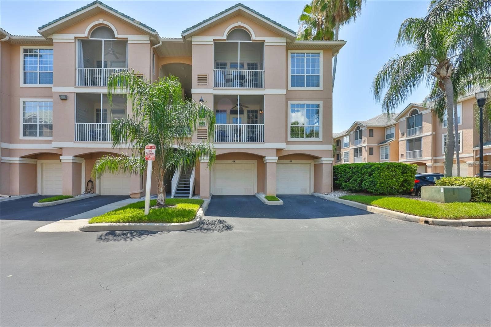 3312 BAY CLUB CIRCLE, #3312, Tampa, FL 33607 3312, top right, end unit