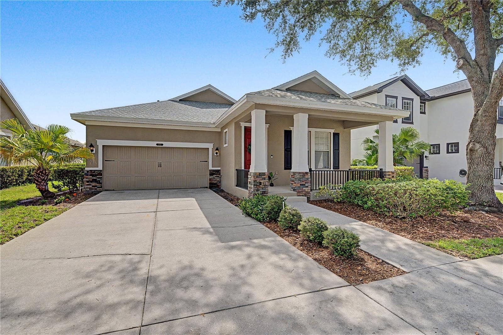 8152 LAGERFELD DRIVE, Land O Lakes, FL 34637 8152 LAGERFELD DRIVE, Land O Lakes, FL 34637