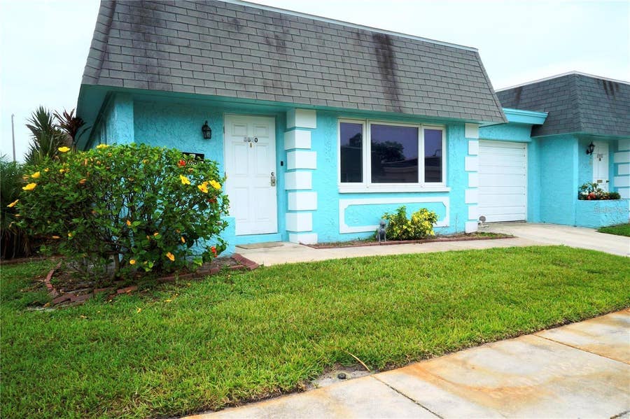 Property photo for 6890 VERSAILLES N, #10, Pinellas Park, FL