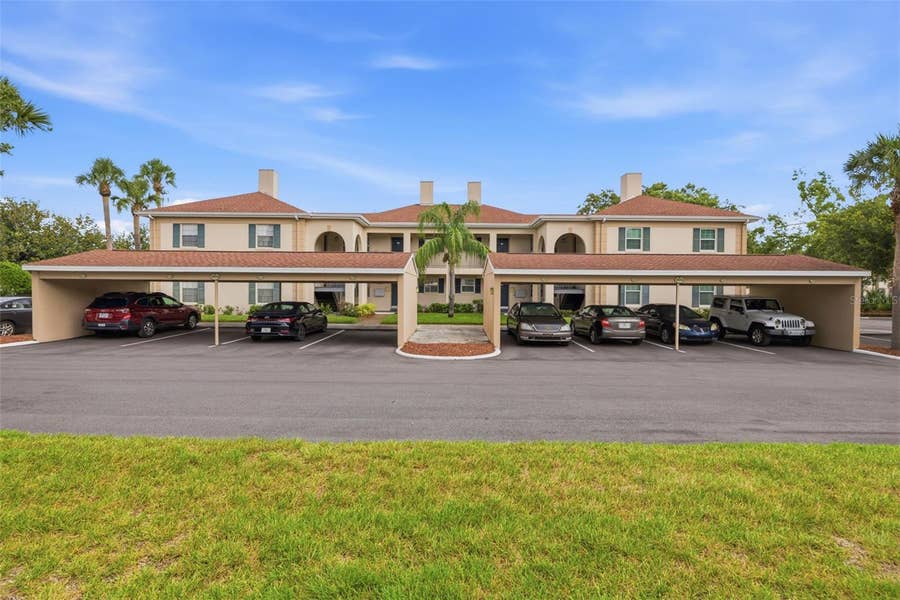 Property photo for 10316 CLUB CIRCLE, #41, Tampa, FL