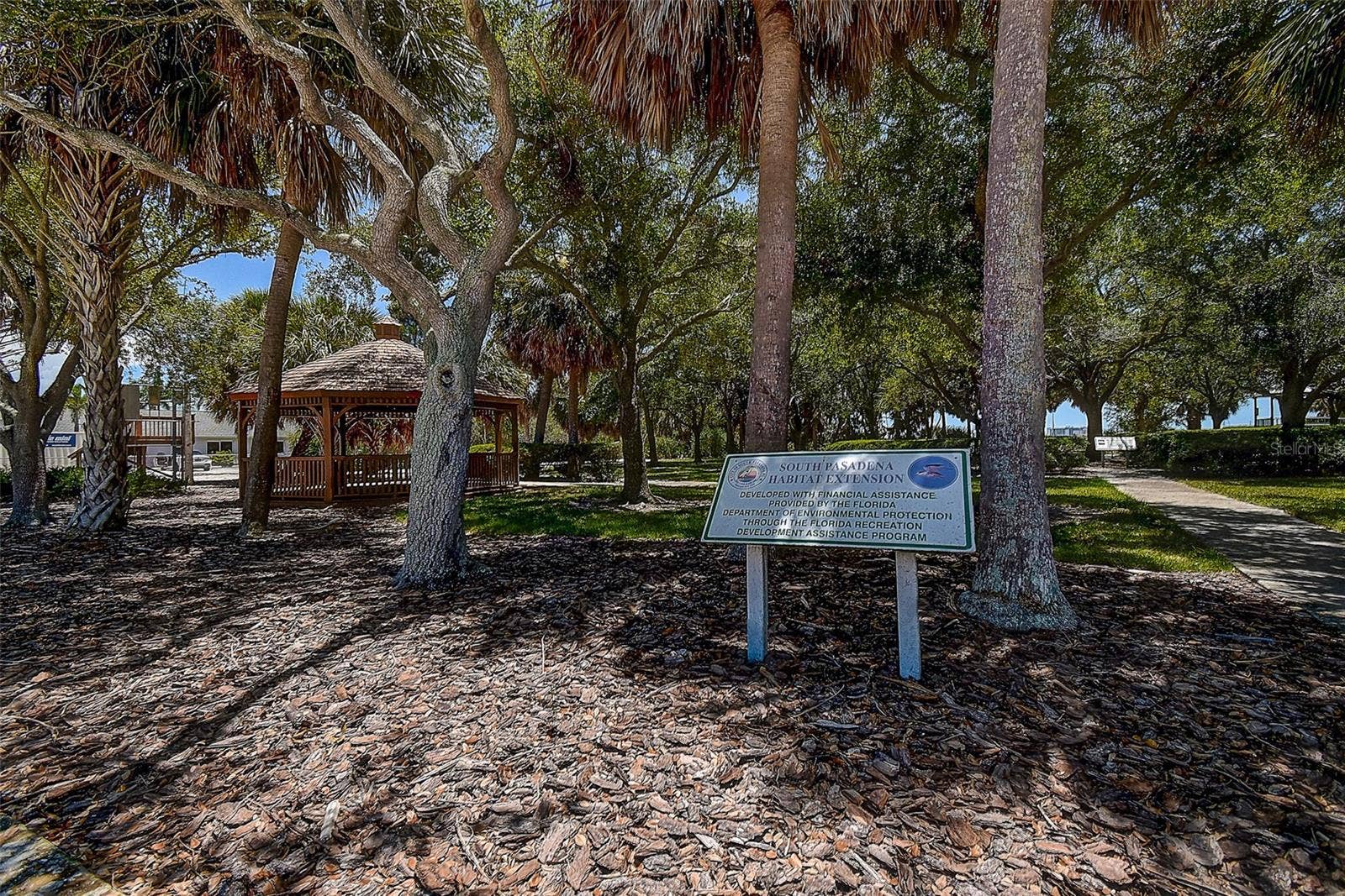 1819 SHORE DRIVE S, #110, South Pasadena, FL 33707 Park across from Shore View Building