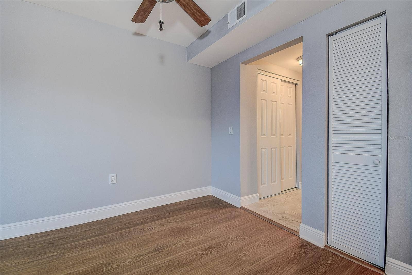 1819 SHORE DRIVE S, #110, South Pasadena, FL 33707 Dining Area