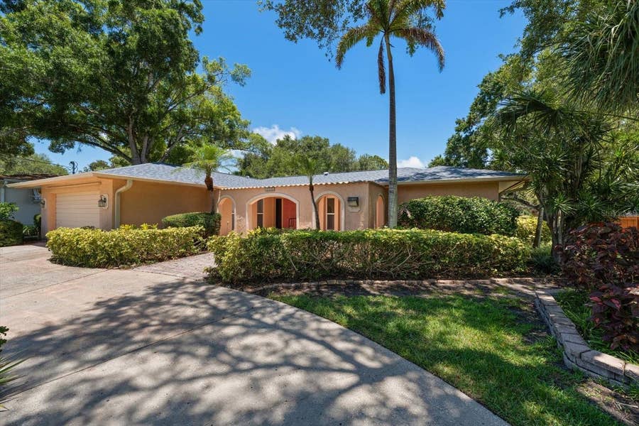 Property photo for 1218 ST ANDREWS DRIVE, Dunedin, FL