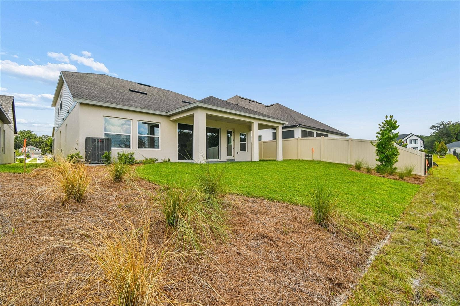 5735 LEAFLET TRAIL, Mount Dora, FL 32757