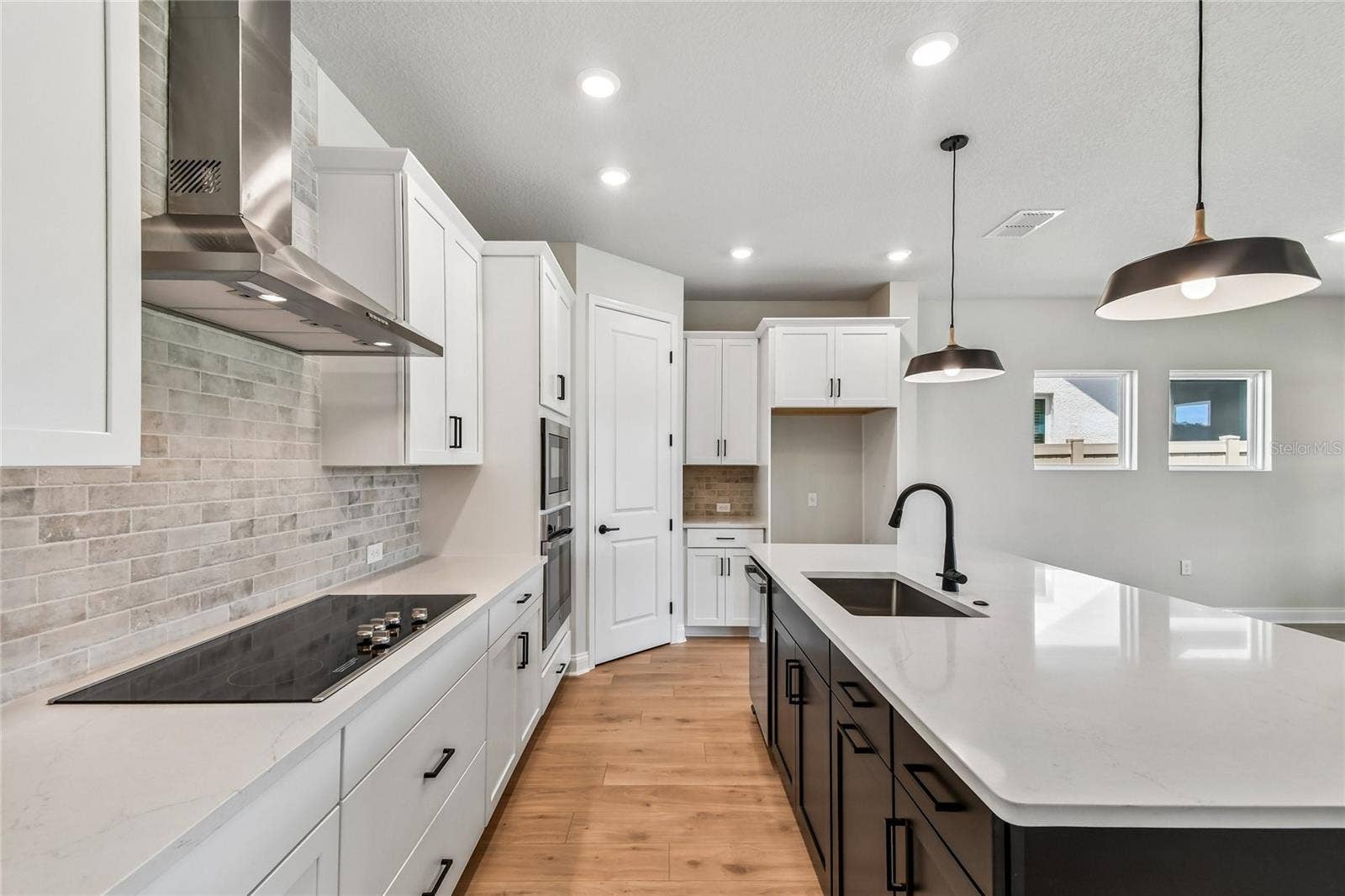 5735 LEAFLET TRAIL, Mount Dora, FL 32757