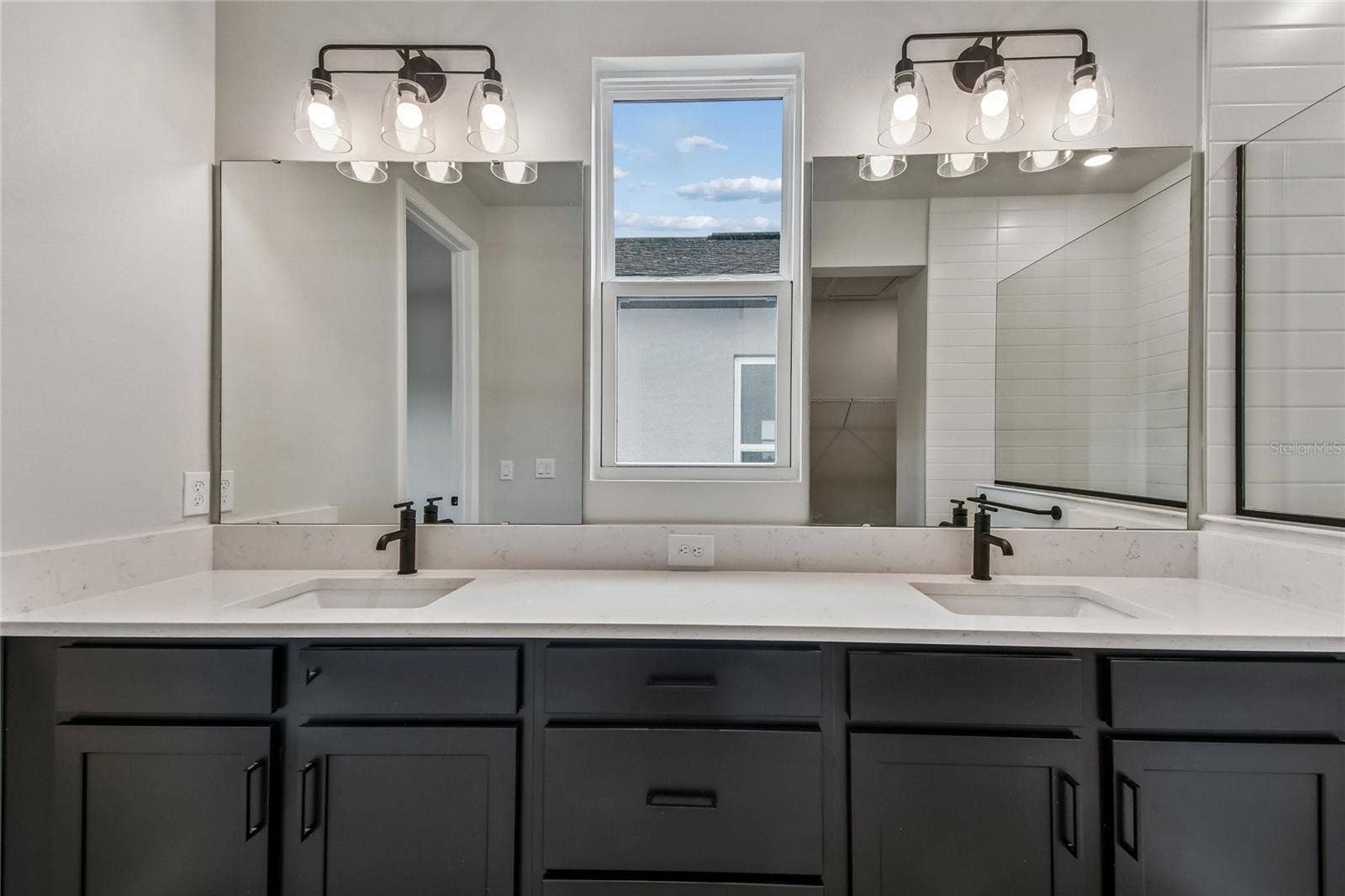 5735 LEAFLET TRAIL, Mount Dora, FL 32757