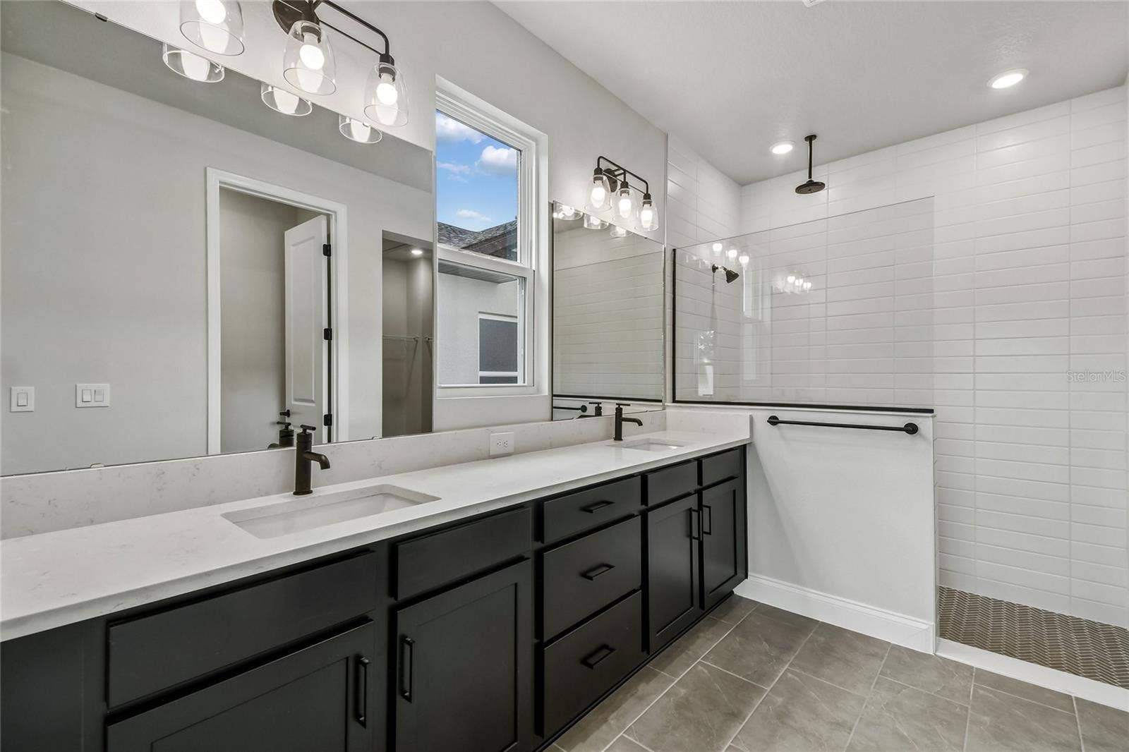5735 LEAFLET TRAIL, Mount Dora, FL 32757