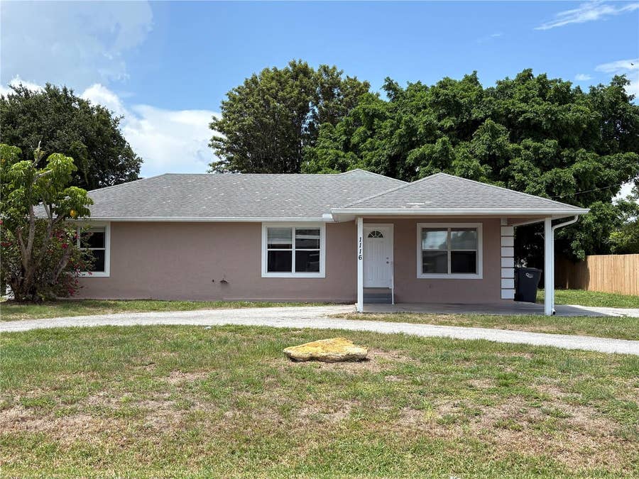 Property photo for 1116 W 40TH AVENUE, Bradenton, FL