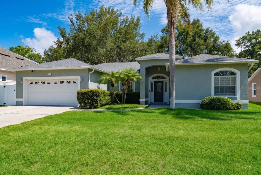 Property photo for 1131 VIRGINIA AVENUE, Palm Harbor, FL