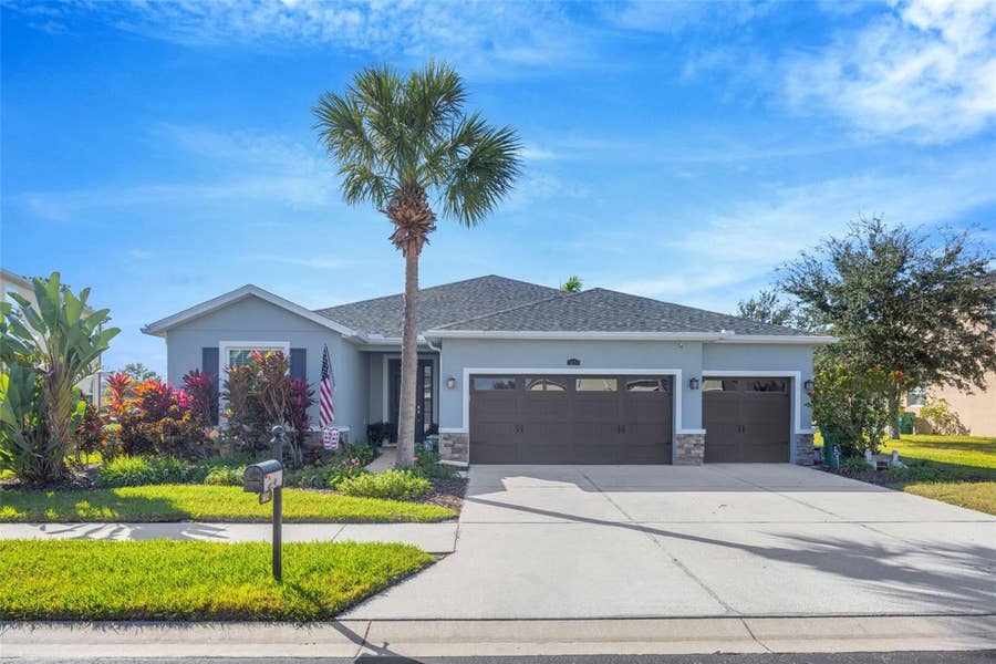 Property photo for 5652 FISHER GLEN LOOP, Wesley Chapel, FL