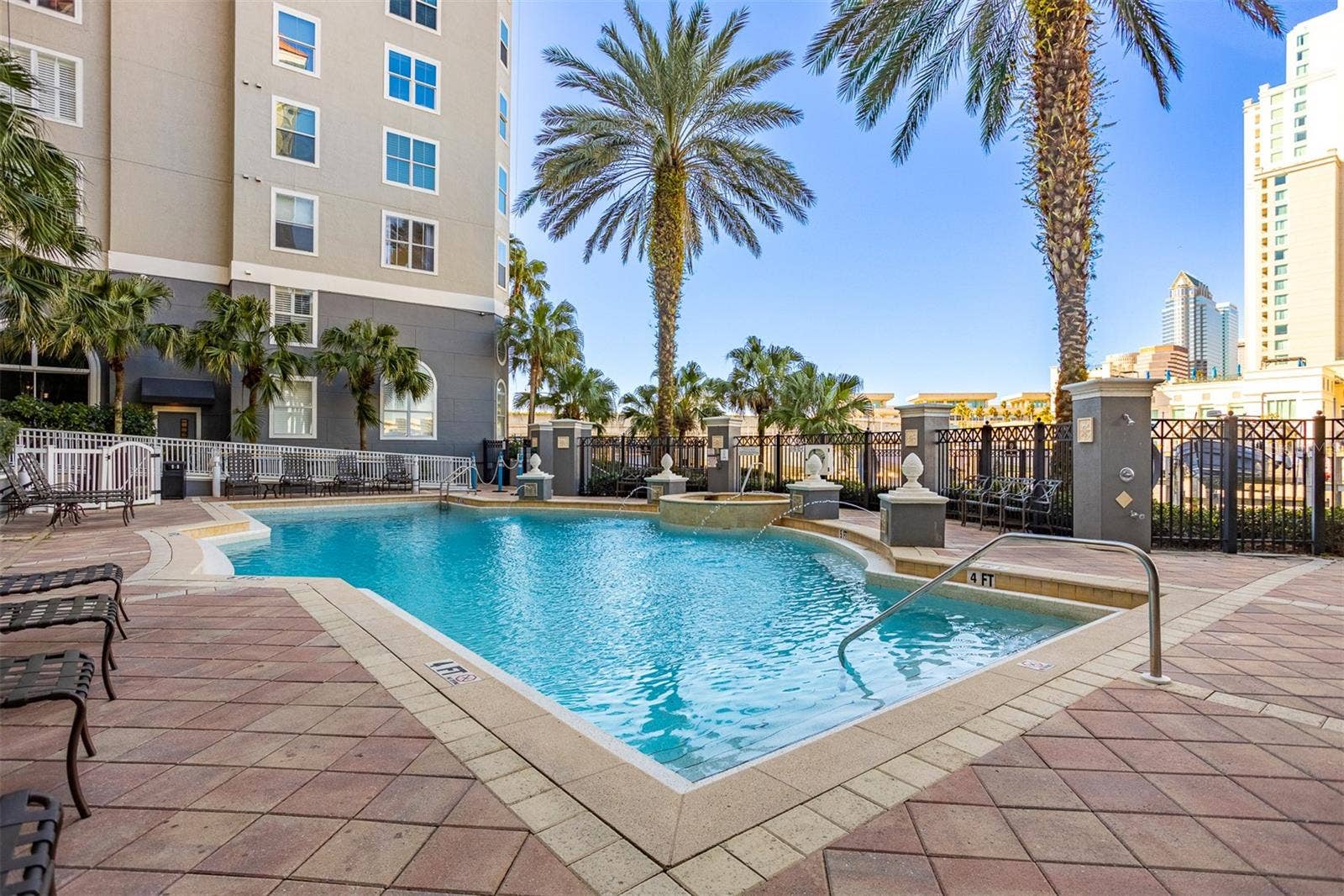700 S HARBOUR ISLAND BOULEVARD, #647, Tampa, FL 33602 700 S HARBOUR ISLAND BOULEVARD, #647, Tampa, FL 33602
