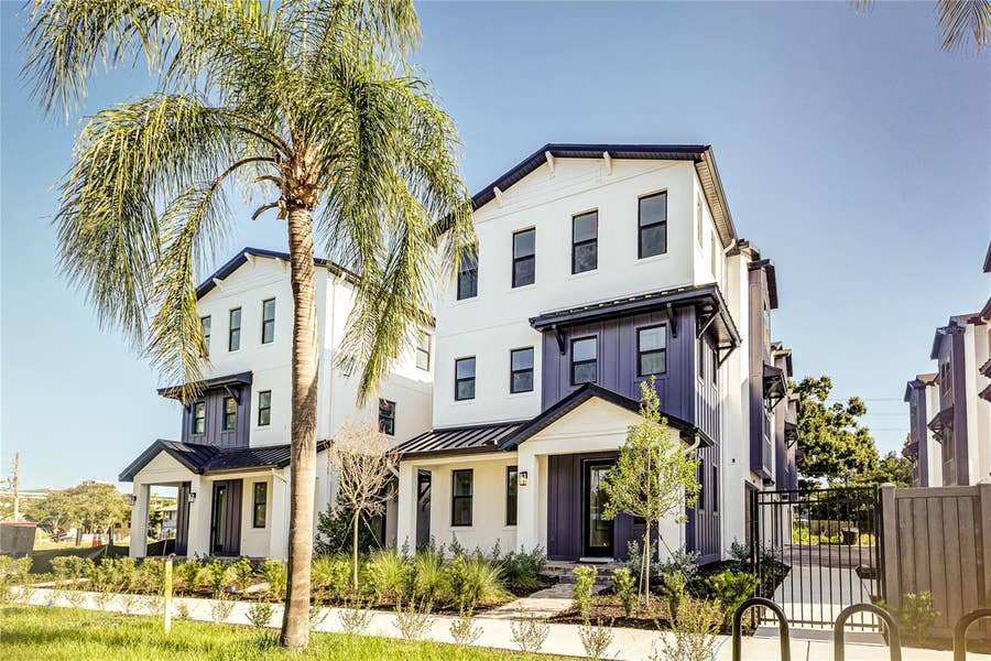 Property photo for 3009 1ST AVENUE N, St Petersburg, FL
