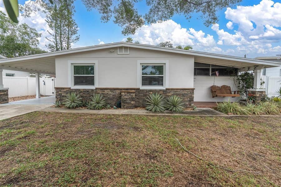 Property photo for 4201 DES MOINES STREET NE, St Petersburg, FL