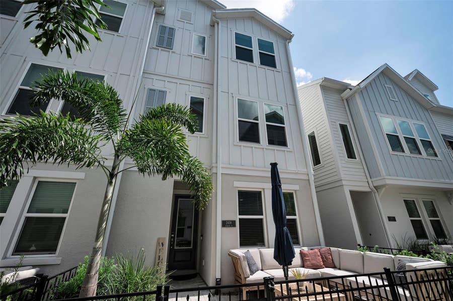 Property photo for 2458 MANGUM COURT, Sarasota, FL