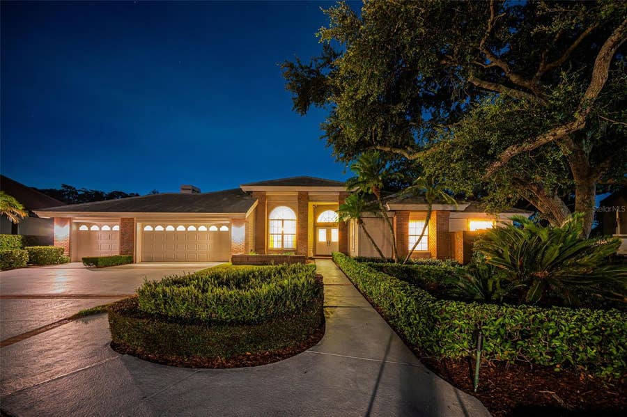 Property photo for 4995 CAMBERLEY LANE, Oldsmar, FL
