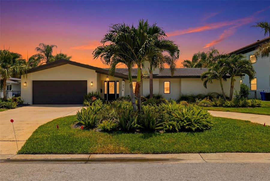 Property photo for 1974 HAWAII AVENUE NE, St Petersburg, FL