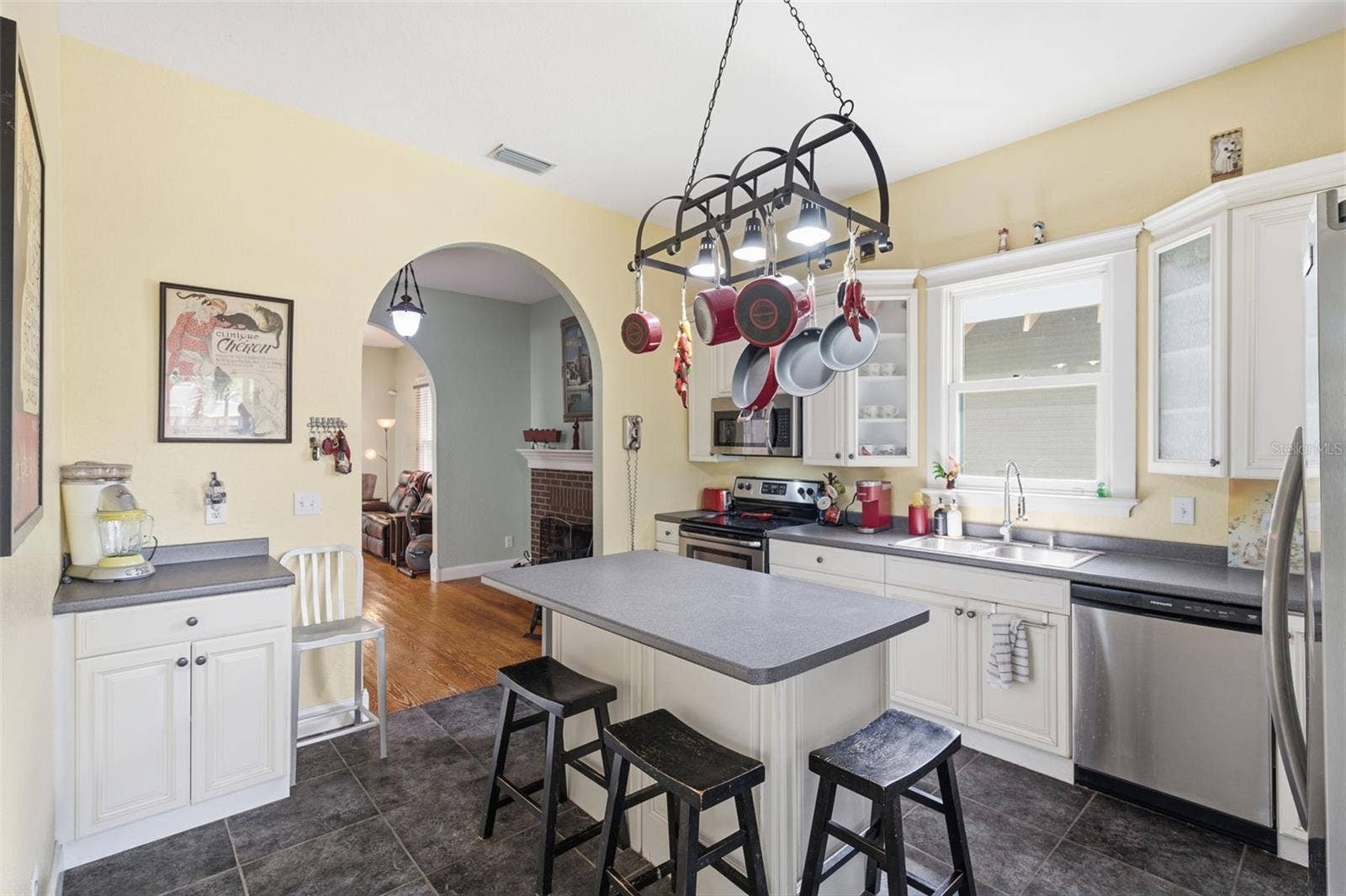 316 E FRANCES AVENUE, Tampa, FL 33602