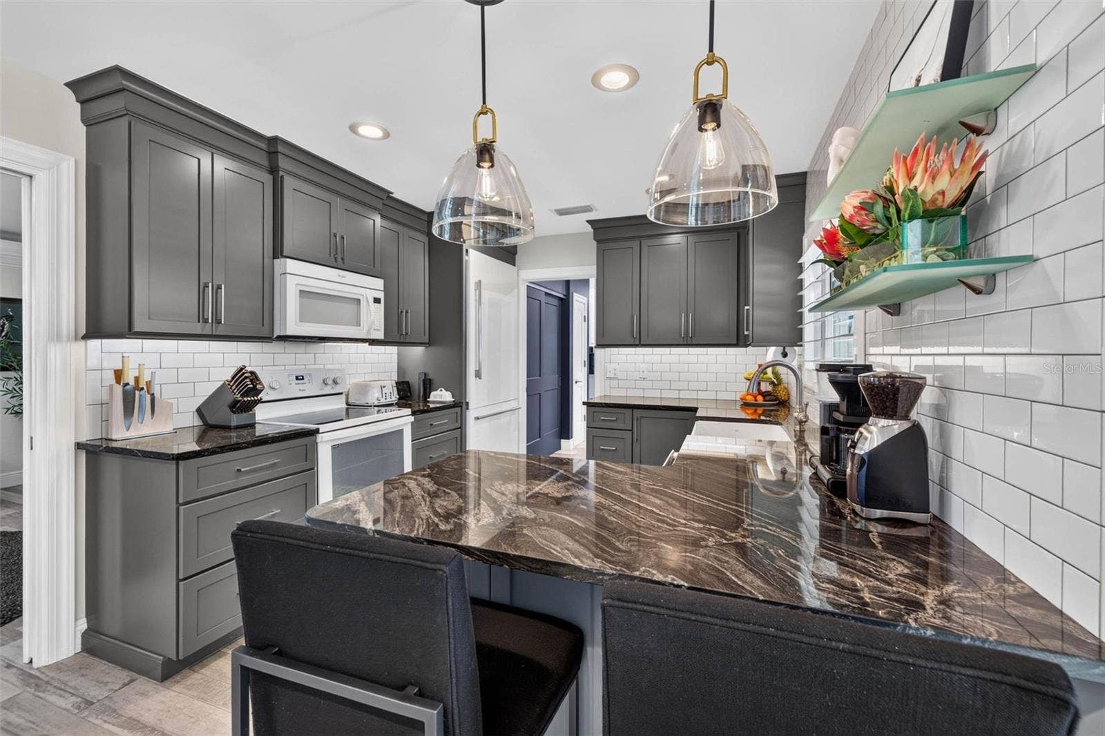 616 PINELAND AVENUE, Belleair, FL 33756 Kitchen