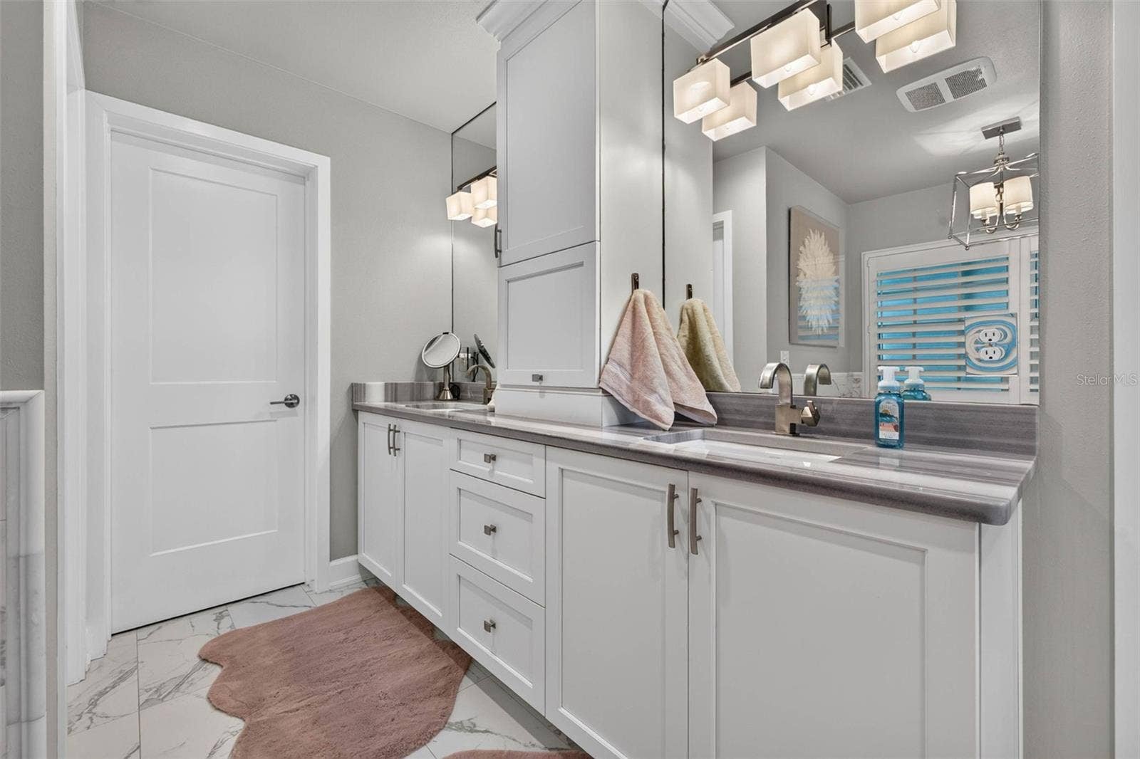 616 PINELAND AVENUE, Belleair, FL 33756 Primary Bathroom
