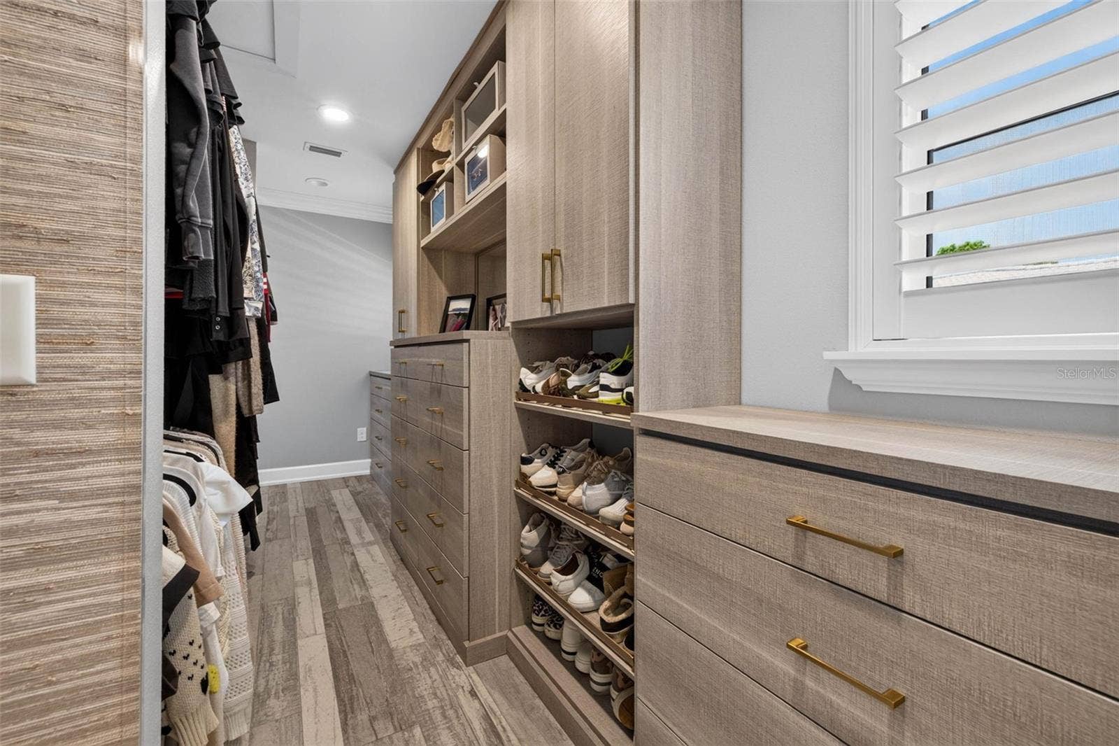 616 PINELAND AVENUE, Belleair, FL 33756 Primary Closet