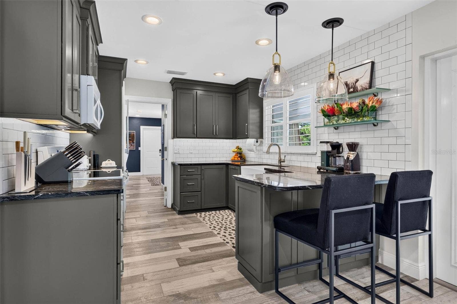 616 PINELAND AVENUE, Belleair, FL 33756 Kitchen