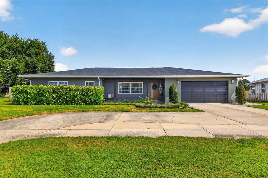 Property photo for 2101 37TH STREET N, St Petersburg, FL