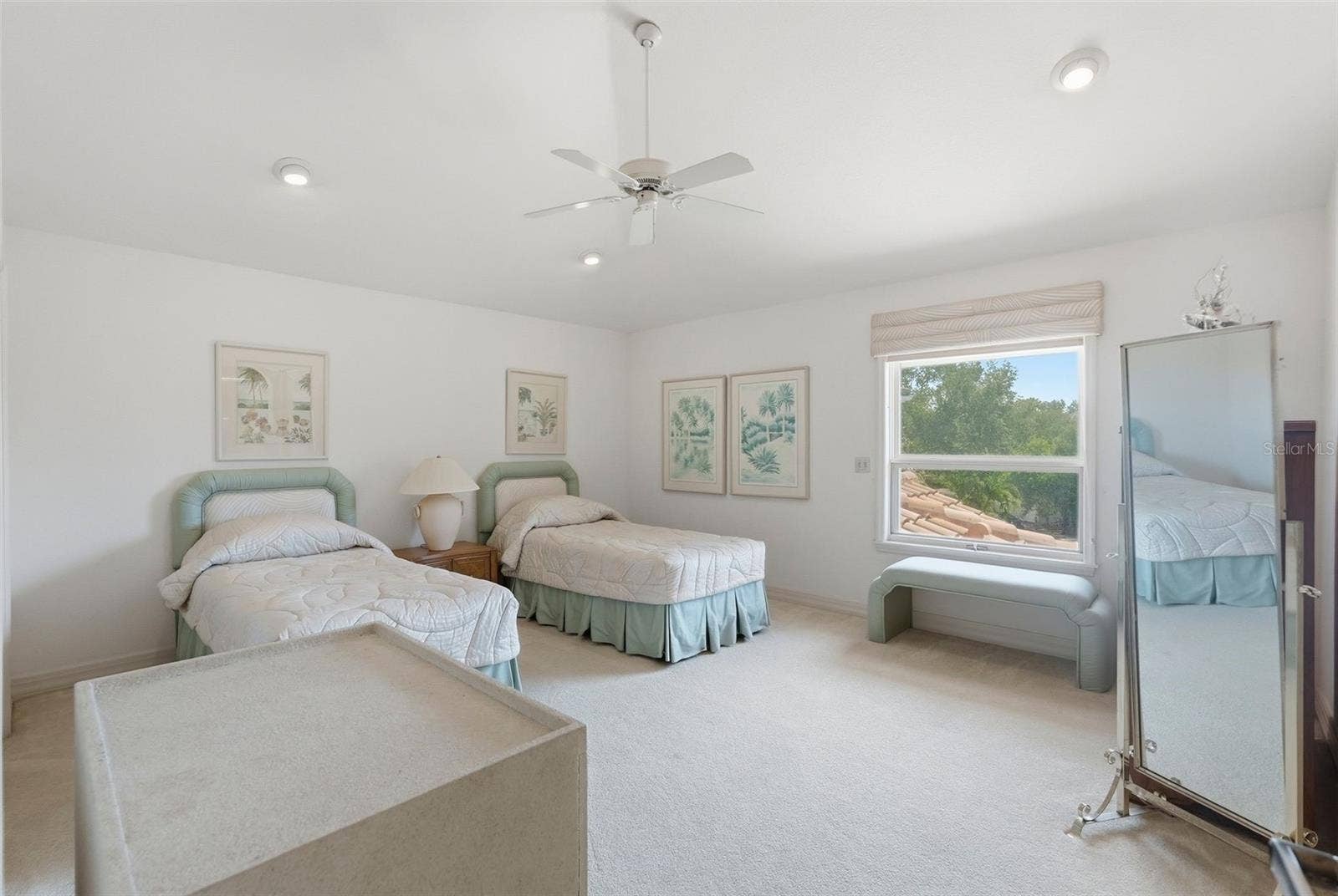 2869 SEABREEZE DRIVE S, Gulfport, FL 33707
