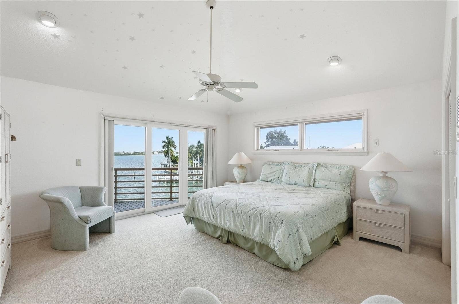 2869 SEABREEZE DRIVE S, Gulfport, FL 33707