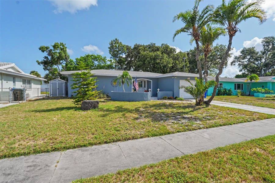 Property photo for 13651 IMPERIAL GROVE DRIVE N, Largo, FL