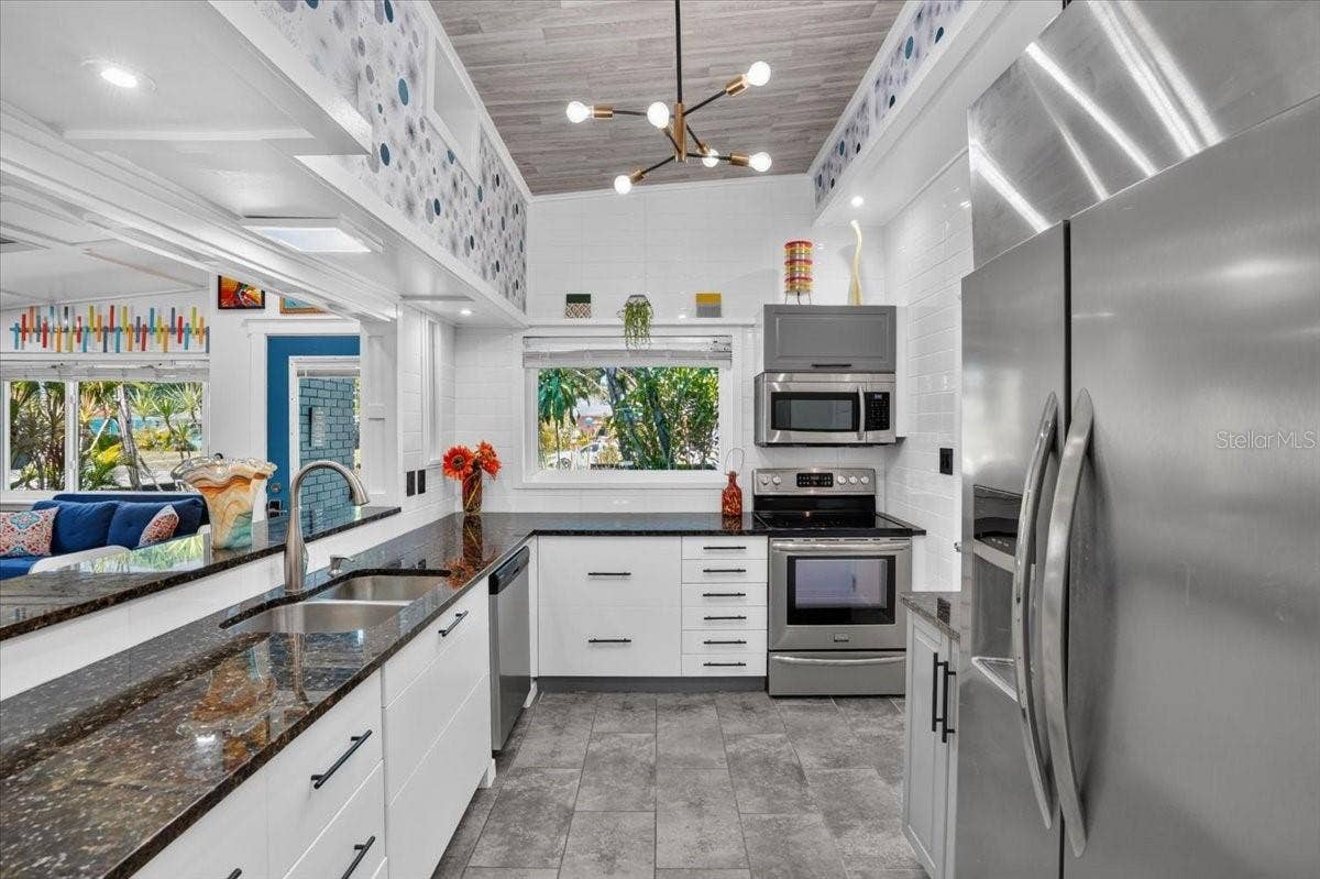 1520 60TH STREET S, Gulfport, FL 33707 1520 60TH STREET S, Gulfport, FL 33707